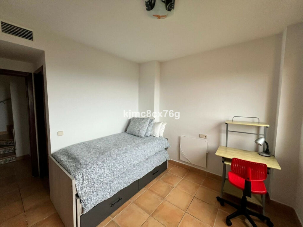 Duplex Calahonda Málaga - image 16