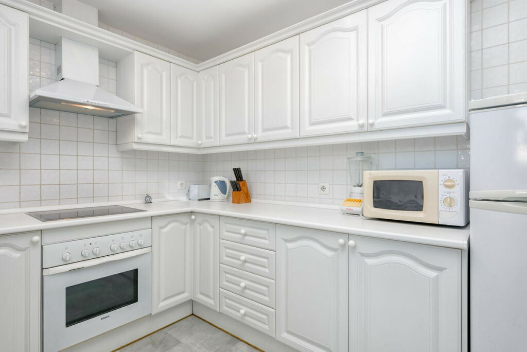 Penthouse Calahonda Málaga - image 12