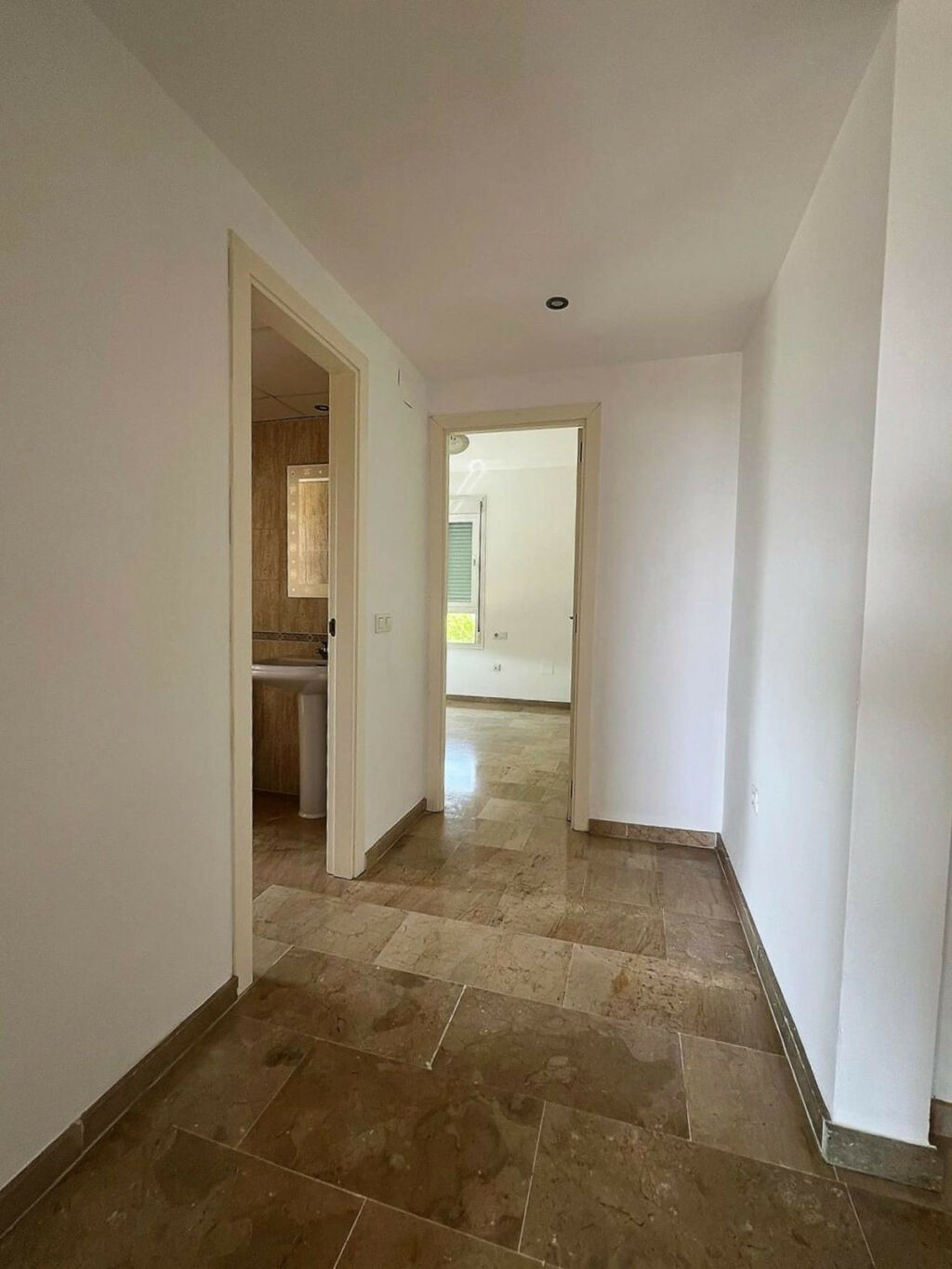 Middle Floor Apartment Calahonda Málaga - image 16