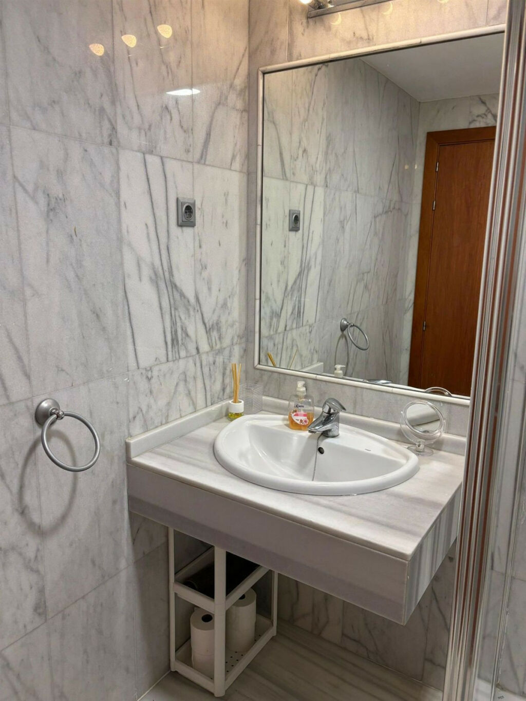 Middle Floor Apartment Benahavís Málaga - image 16