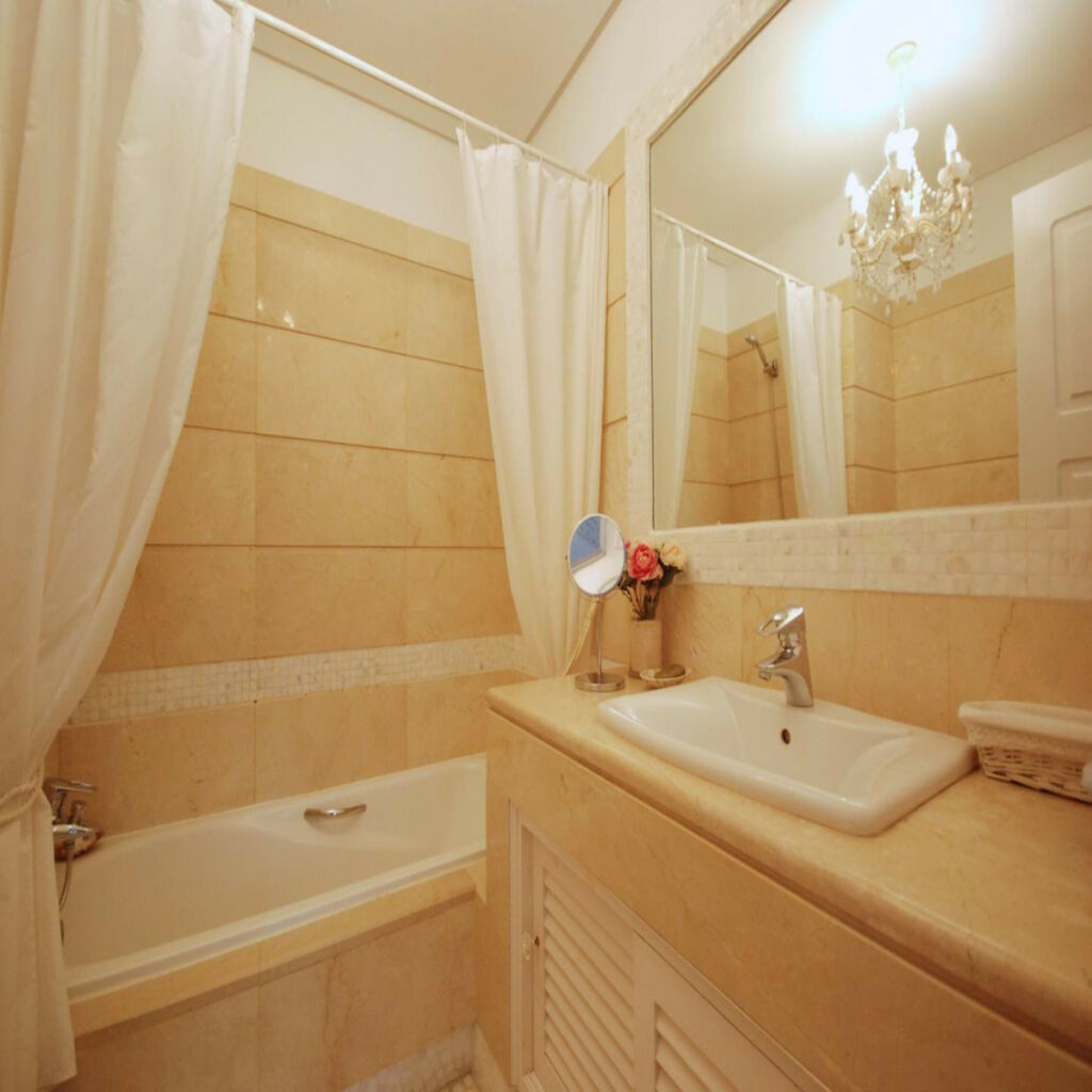 Ground Floor Apartment Marbella Málaga - image 16