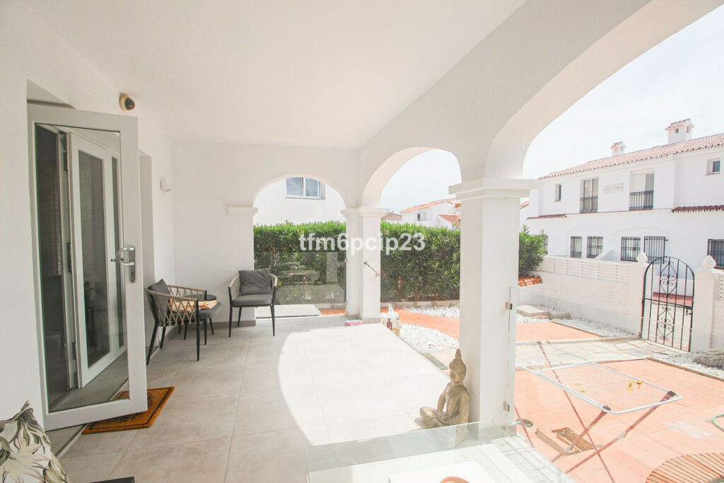 Semi-Detached House La Duquesa Málaga - image 16