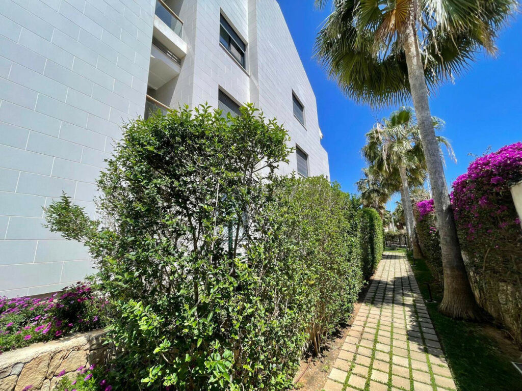 Middle Floor Apartment Javea Alicante - image 16