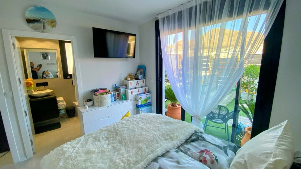 Detached Villa Finestrat Alicante - image 12