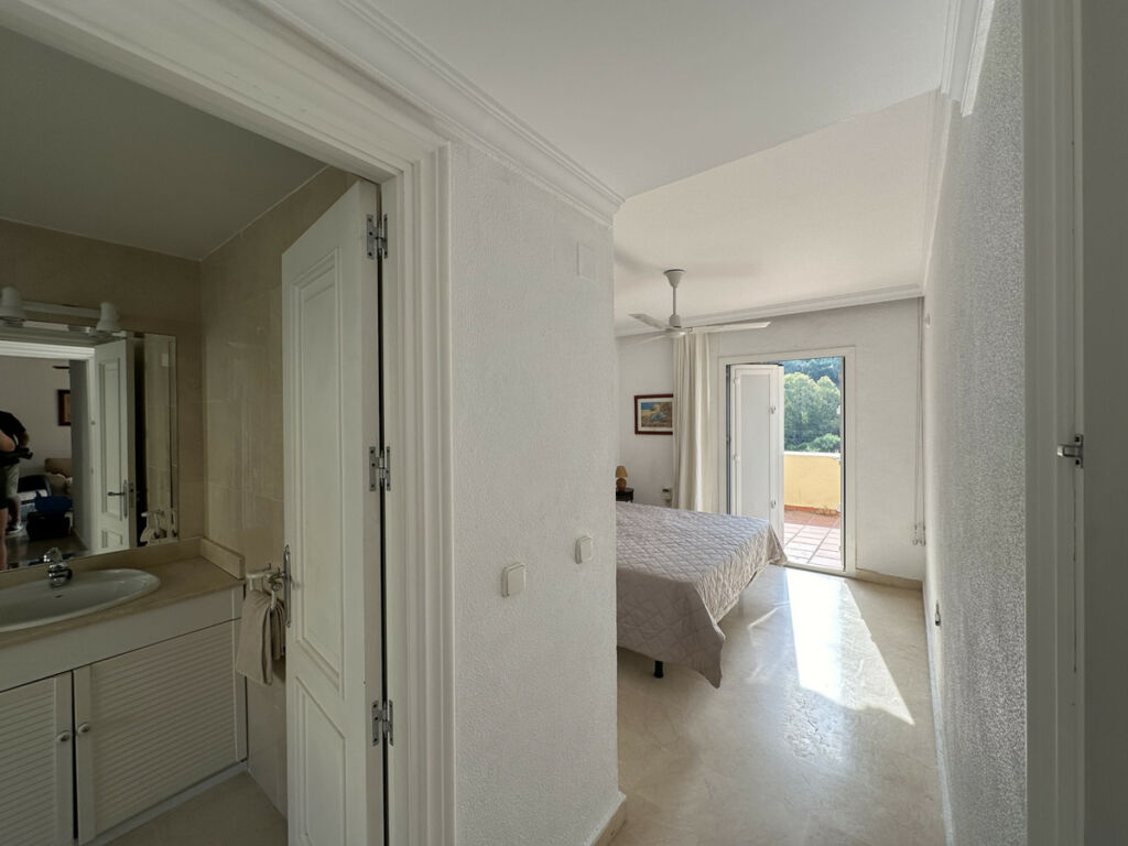 Penthouse Benahavís Málaga - image 16