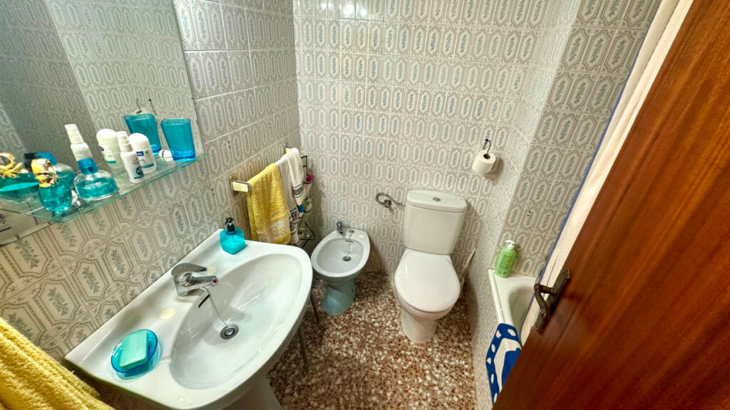 Middle Floor Apartment Guardamar del Segura Alicante - image 16