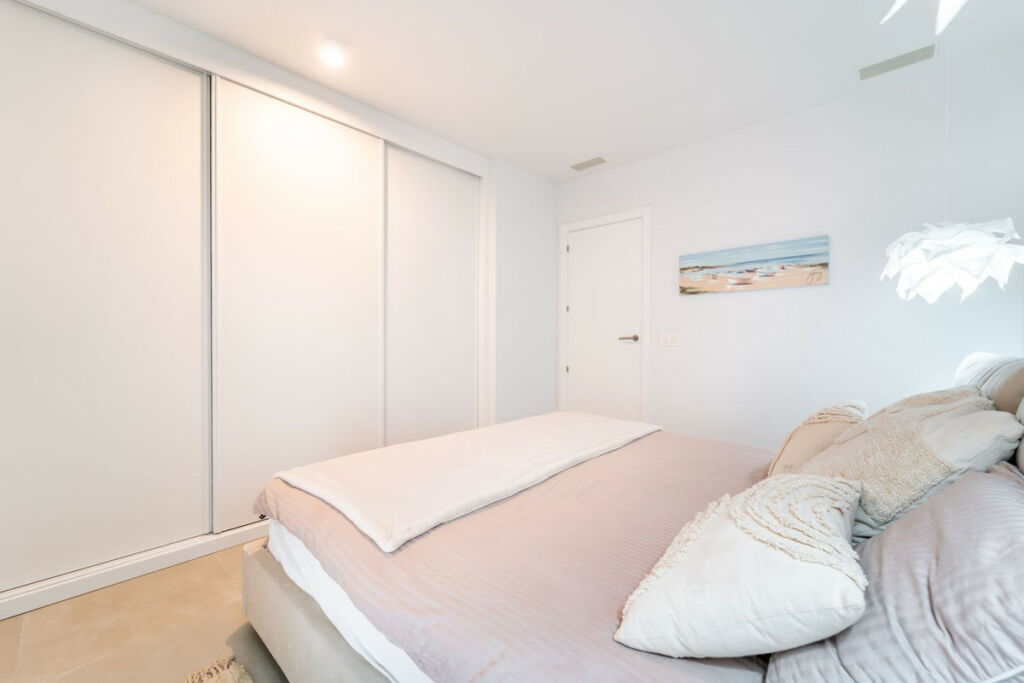 Top Floor Apartment Higueron Málaga - image 16
