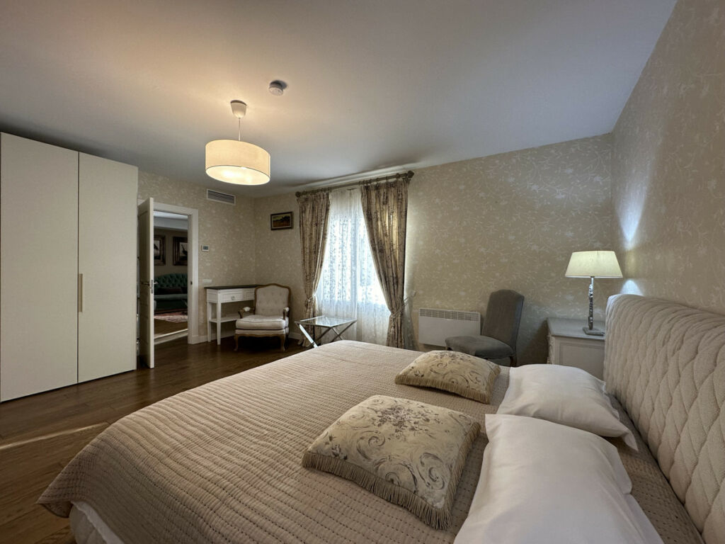 Middle Floor Apartment Puerto Banús Málaga - image 16