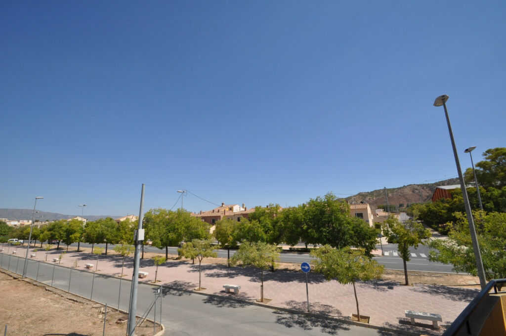 Townhouse Pinoso Alicante - image 16