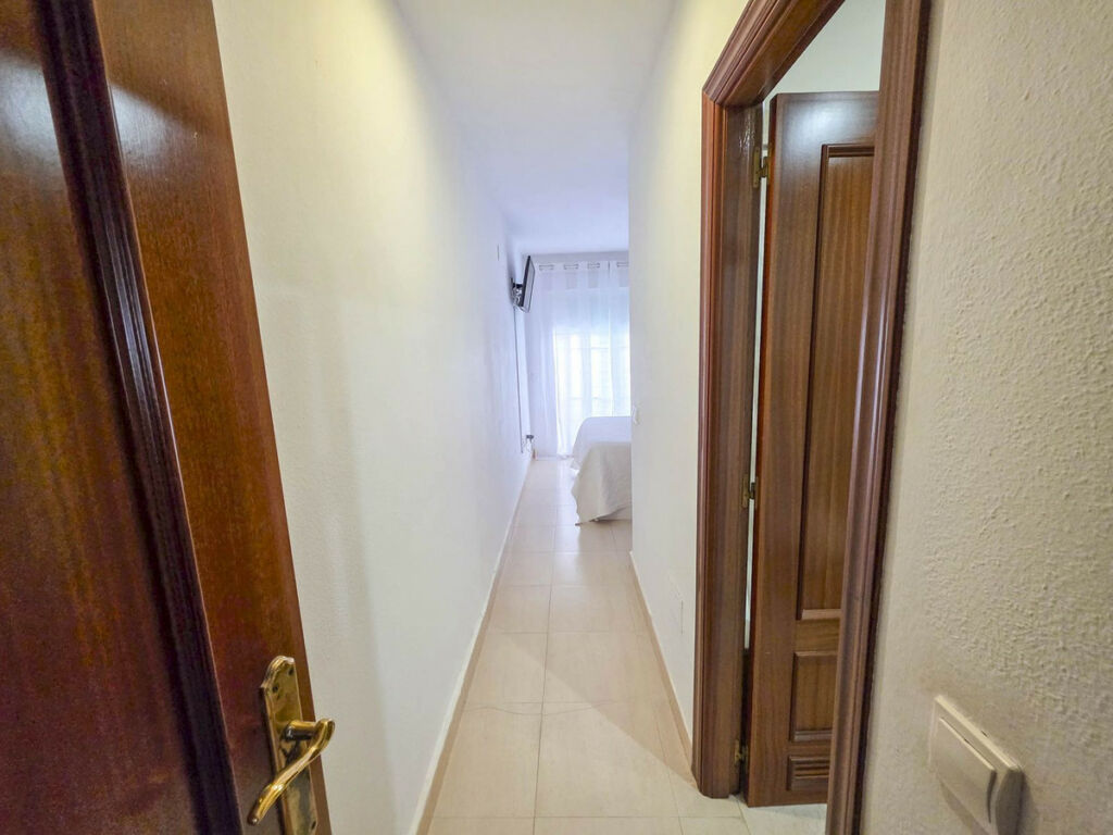 Middle Floor Apartment San Luis de Sabinillas Málaga - image 16