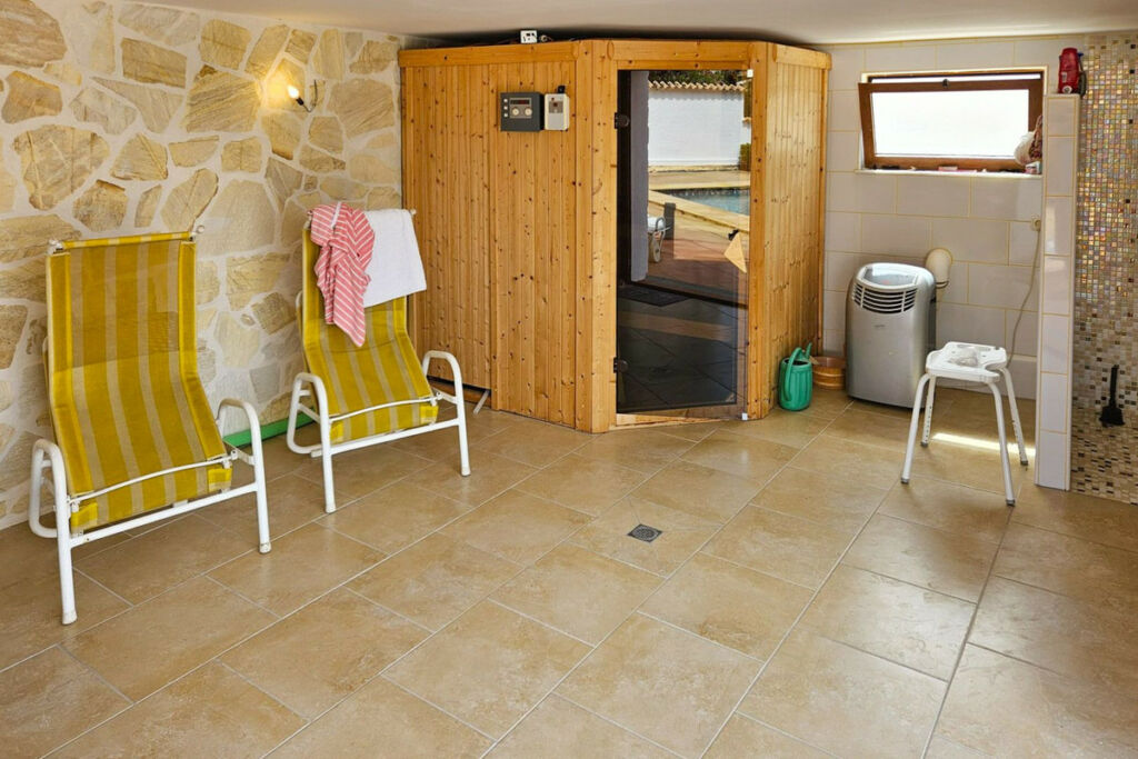 Detached Villa Benissa Alicante - image 16