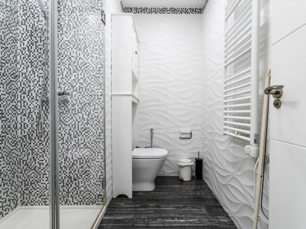 Middle Floor Studio Fuengirola Málaga - image 16