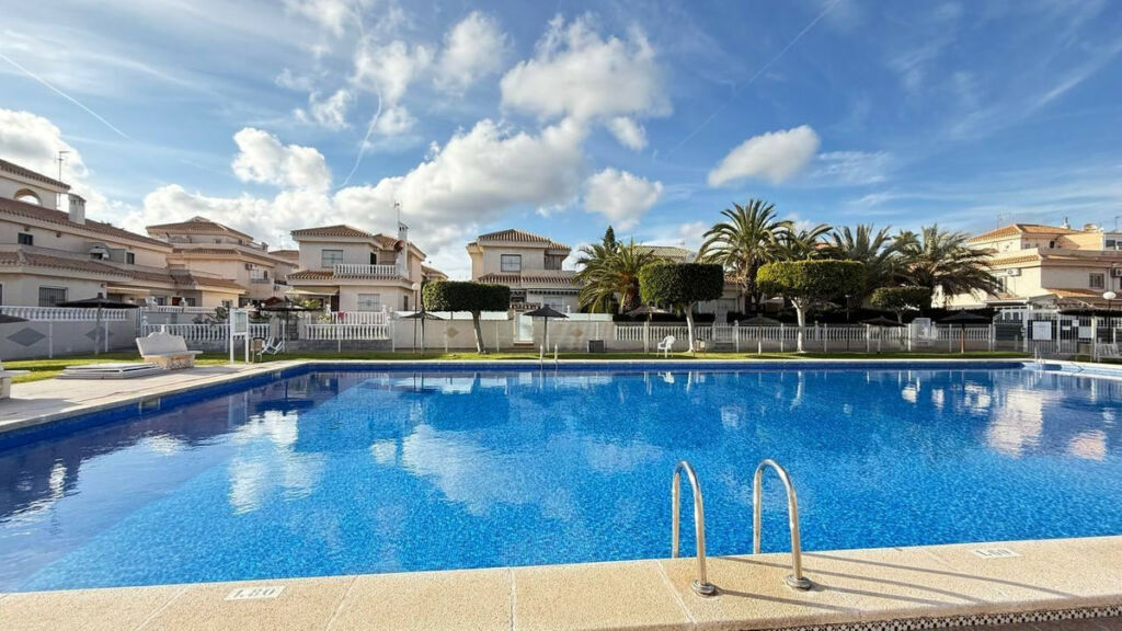 Bungalow Orihuela Costa Alicante - image 16
