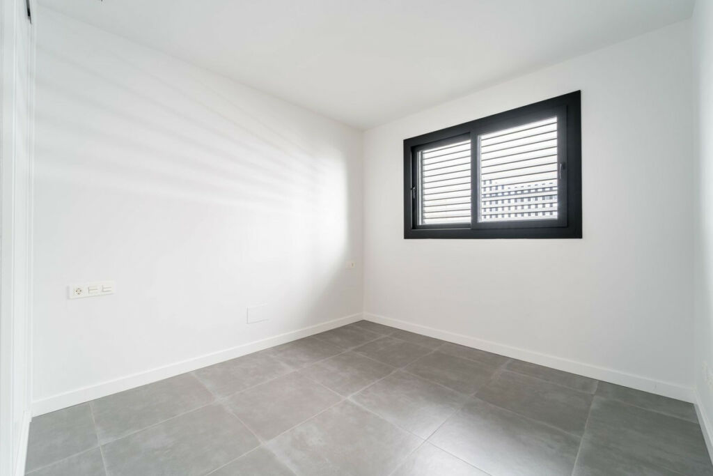 Middle Floor Apartment Fuengirola Málaga - image 17