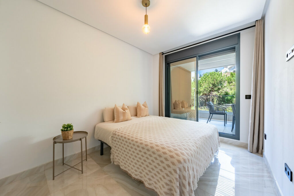 Ground Floor Apartment Benahavís Málaga - image 17