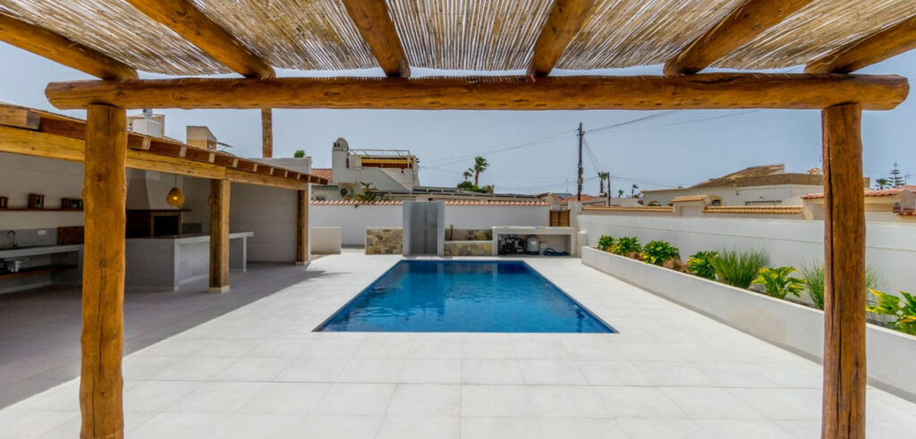 Detached Villa Torrevieja Alicante - image 17