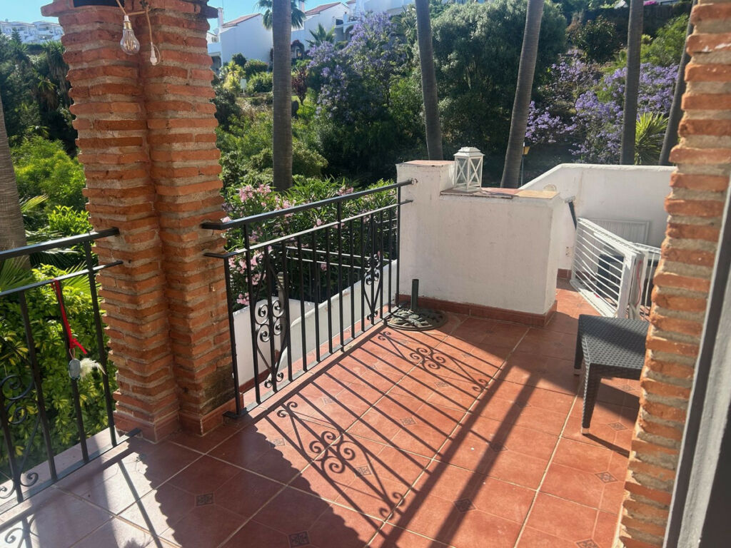 Townhouse Calahonda Málaga - image 17
