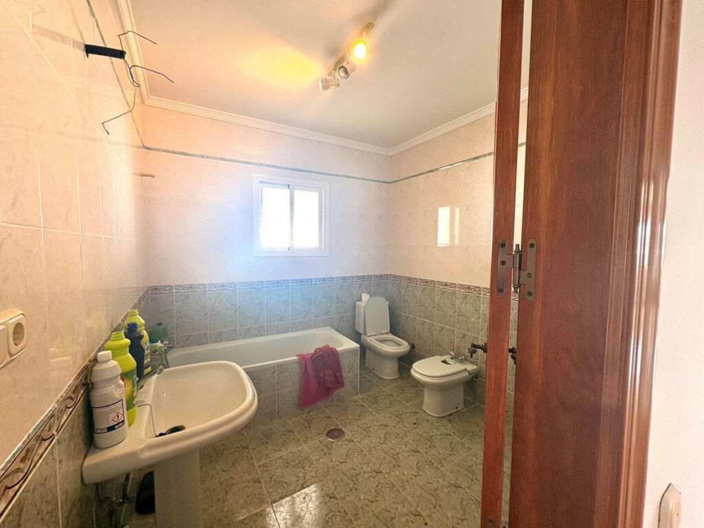 Detached Villa Alhaurín de la Torre Málaga - image 17