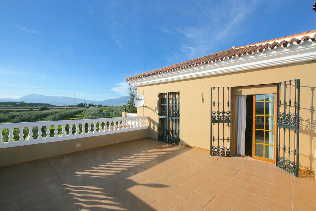 Detached Villa Alhaurín el Grande Málaga - image 16