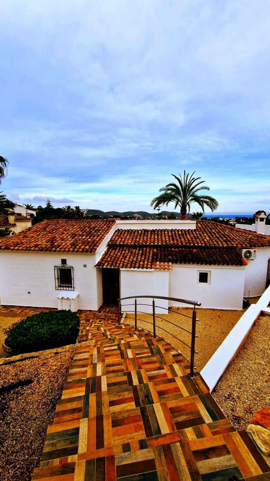 Detached Villa Teulada Alicante - image 18