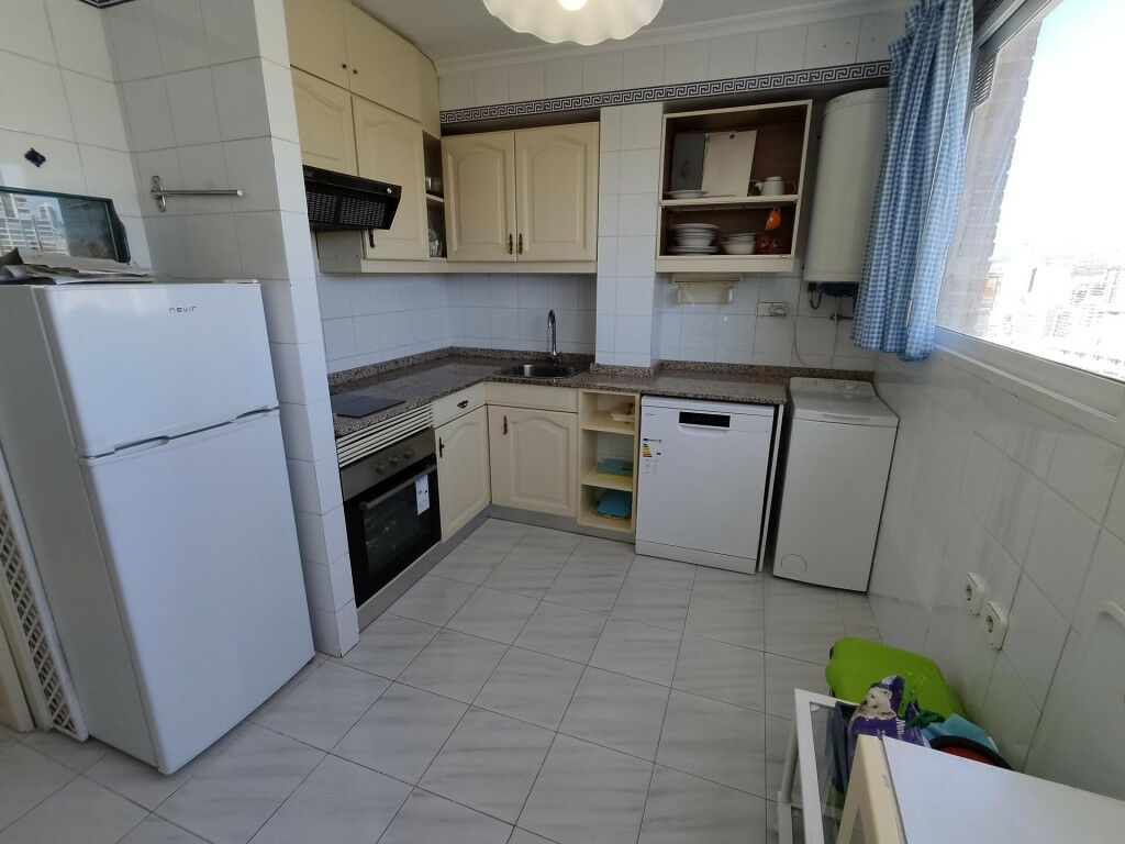 Middle Floor Apartment Benidorm Alicante - image 17