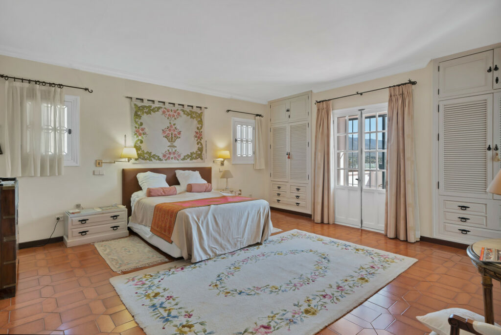 Detached Villa Las Brisas Málaga - image 17