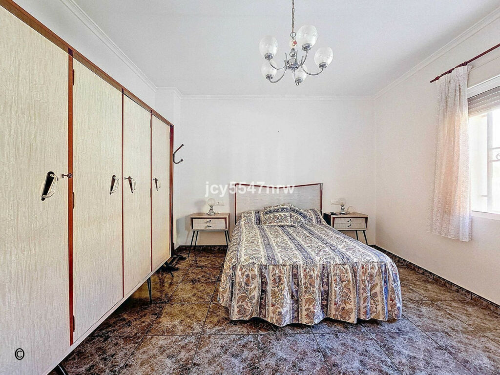 Townhouse Pinoso Alicante - image 17