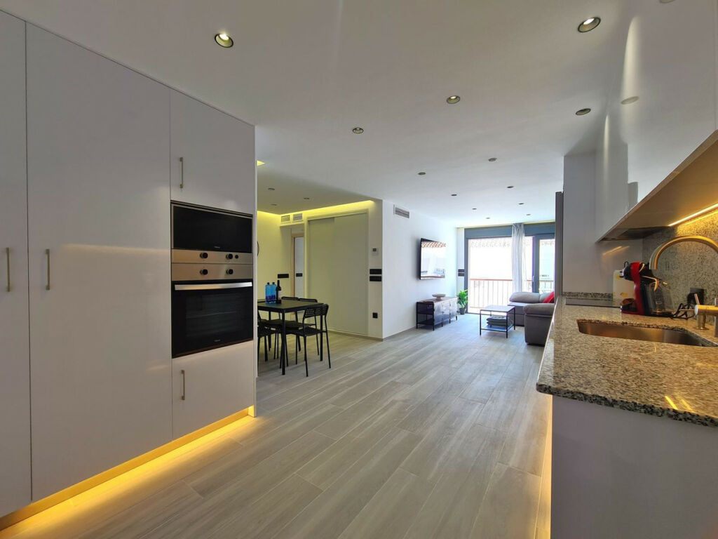 Top Floor Apartment Estepona Málaga - image 17
