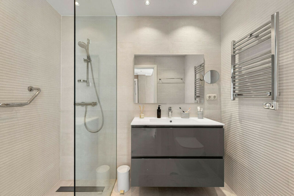 Townhouse Nueva Andalucía Málaga - image 17