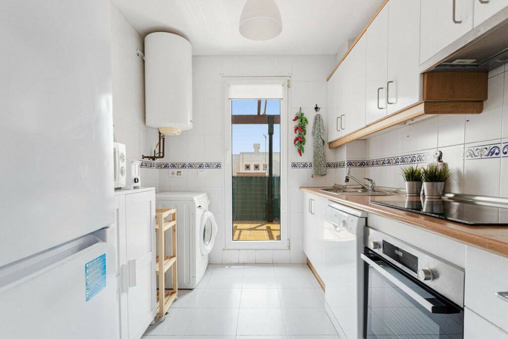 Top Floor Apartment Torrequebrada Málaga - image 17