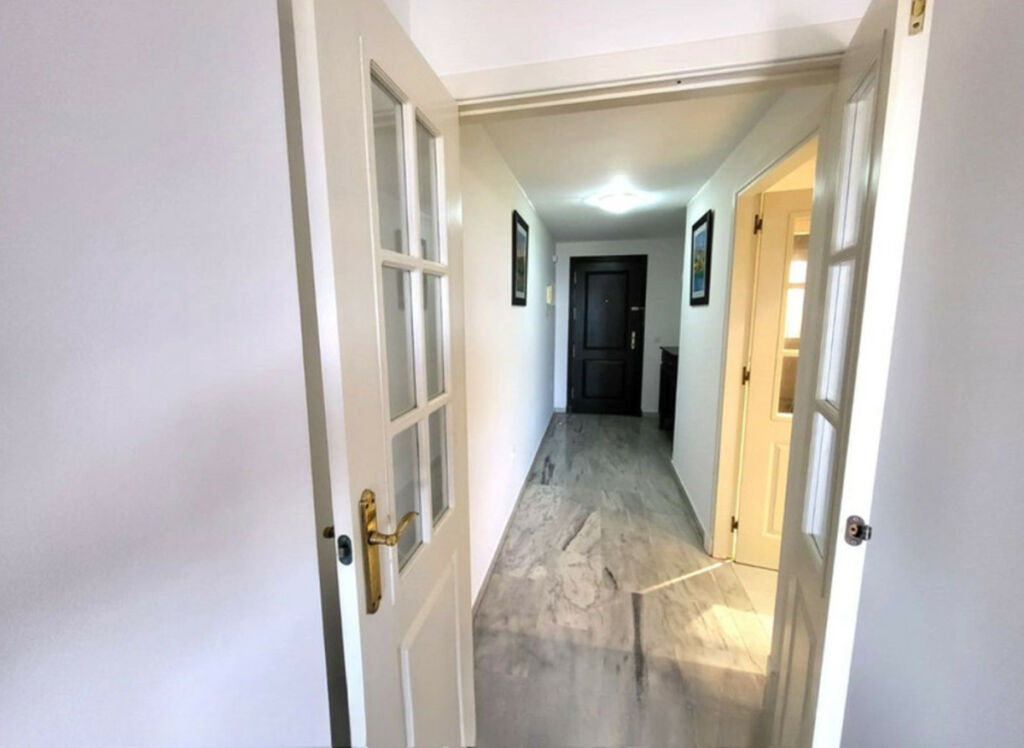 Ground Floor Apartment Riviera del Sol Málaga - image 17