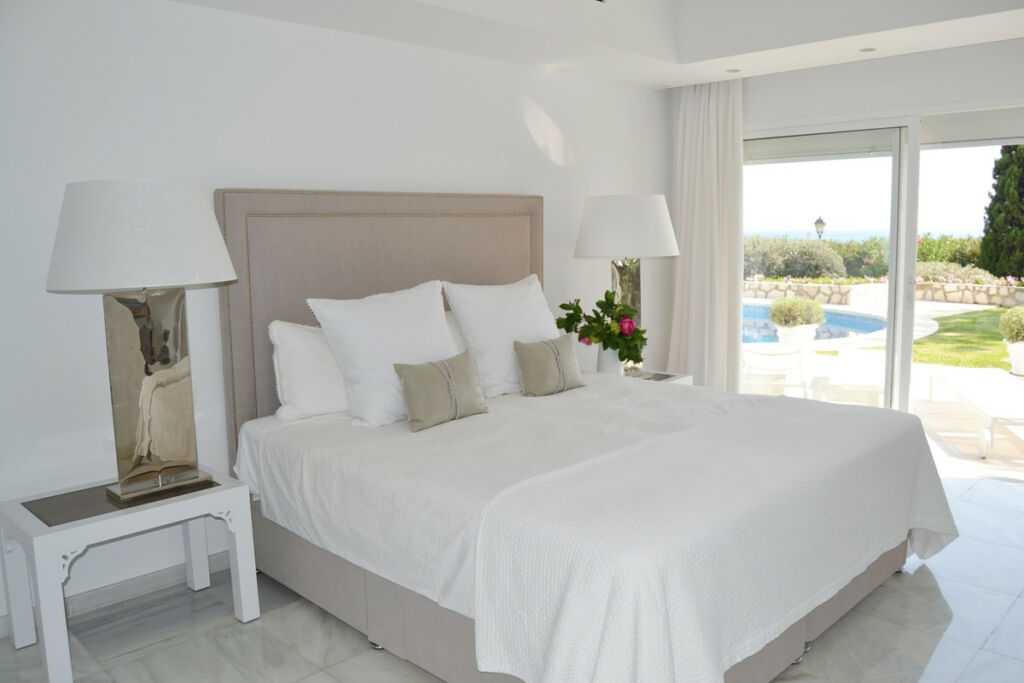 Detached Villa El Chaparral Málaga - image 17