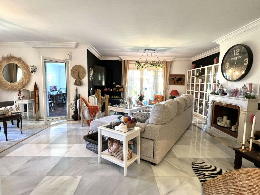 Detached Villa Rincón de la Victoria Málaga - image 17