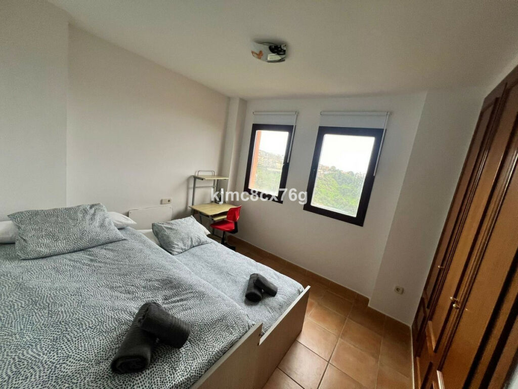 Duplex Calahonda Málaga - image 17