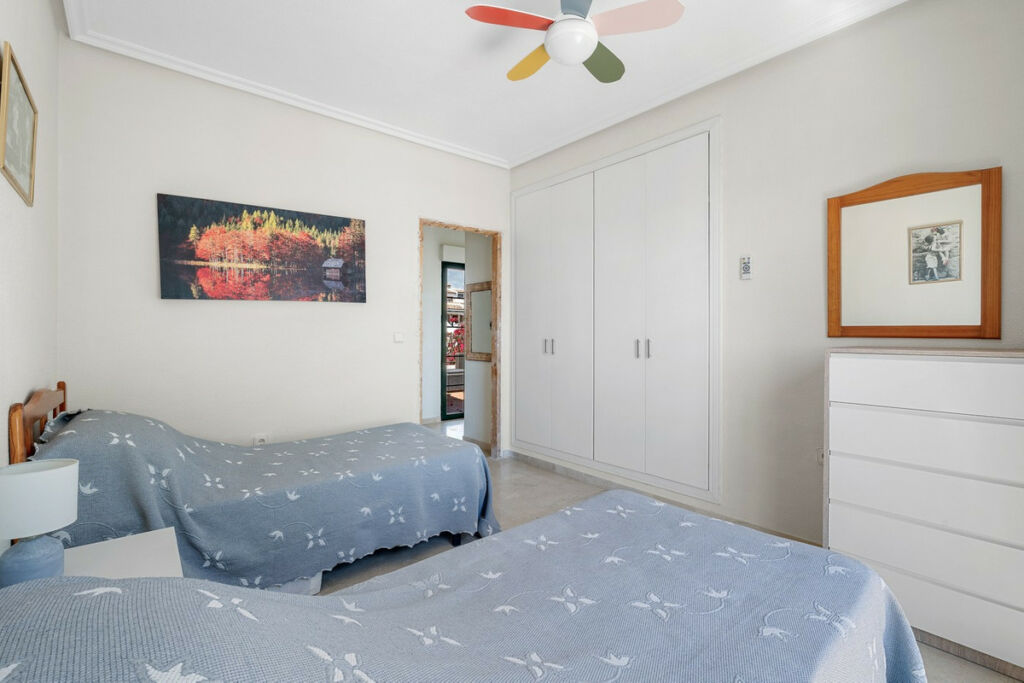 Detached Villa Orihuela Costa Alicante - image 17