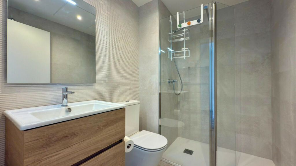 Townhouse Finestrat Alicante - image 17