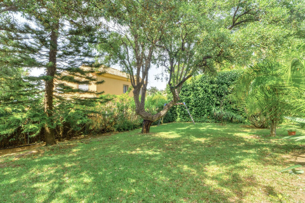 Detached Villa El Rosario Málaga - image 17