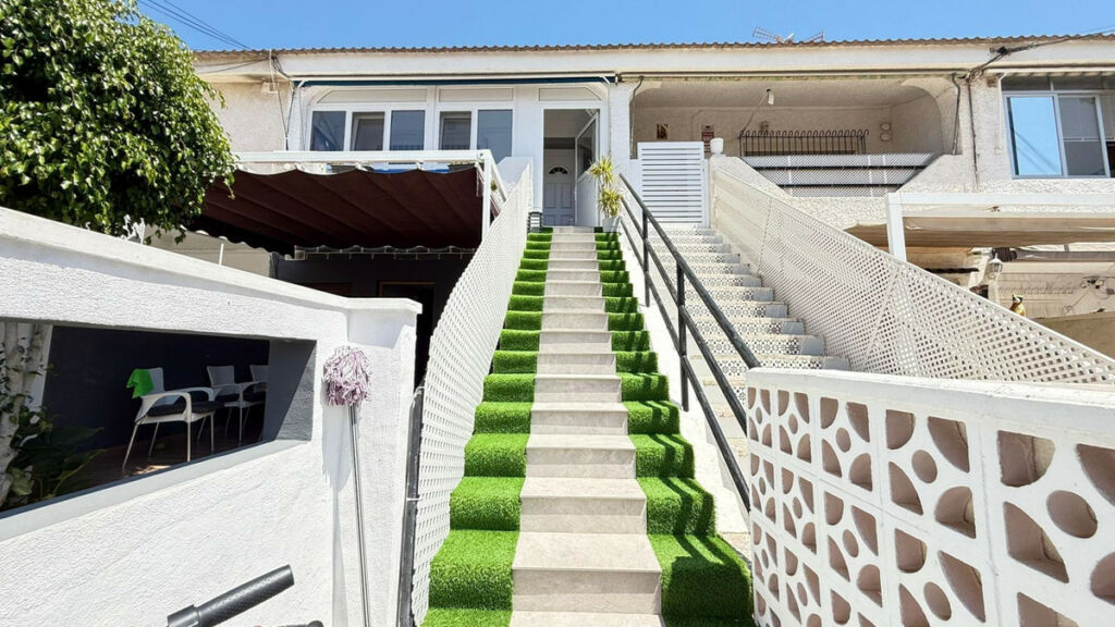 Bungalow Torrevieja Alicante - image 17