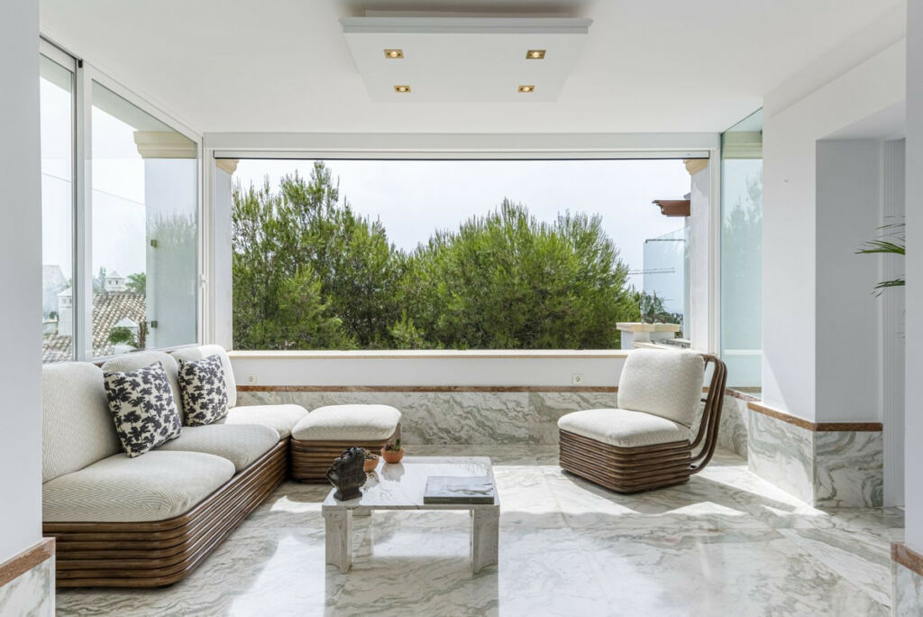 Middle Floor Apartment The Golden Mile Málaga - image 17
