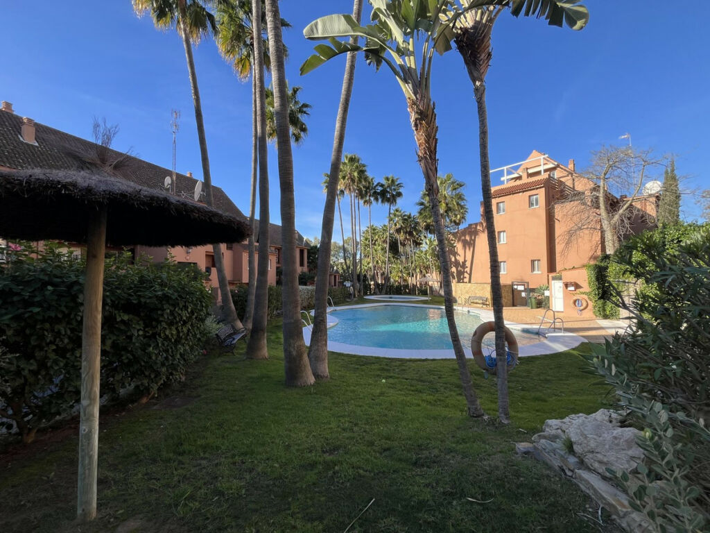 Middle Floor Apartment Casares Playa Málaga - image 17