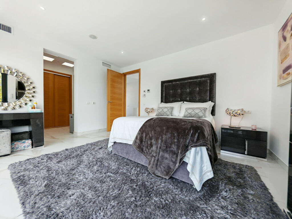 Detached Villa La Cala Golf Málaga - image 17