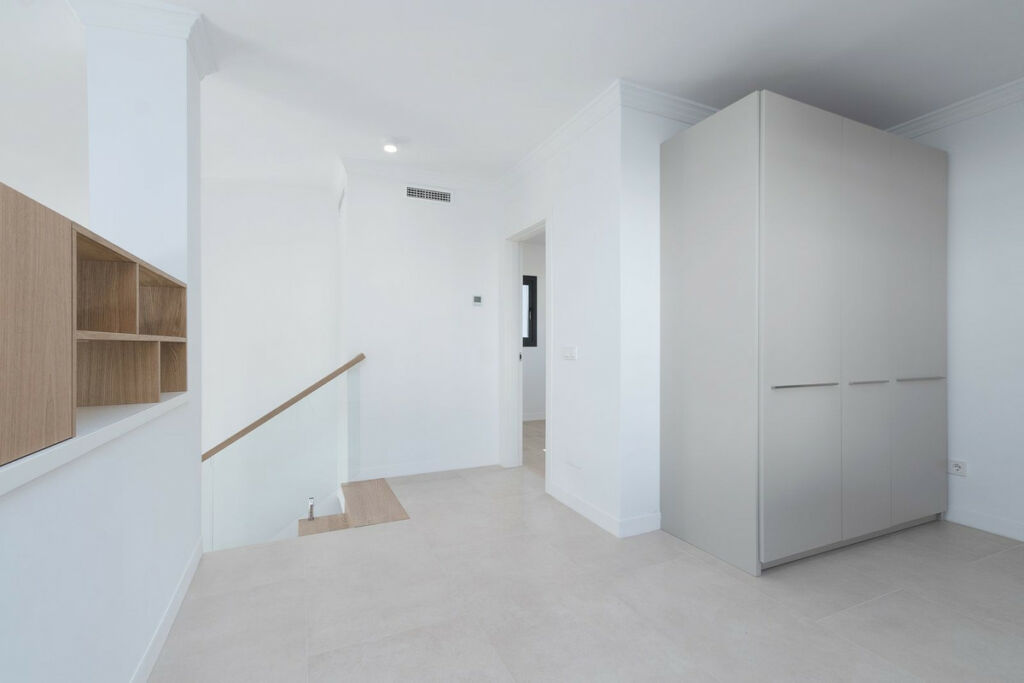 Detached Villa Marbella Málaga - image 17