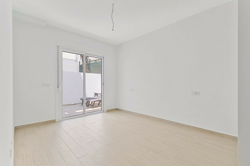 Ground Floor Apartment Fuengirola Málaga - image 17
