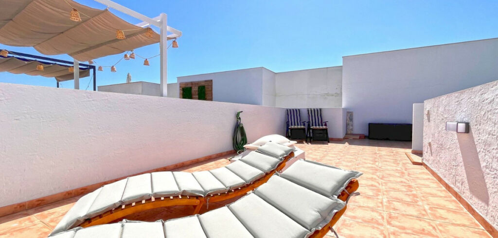 Townhouse Torrevieja Alicante - image 17