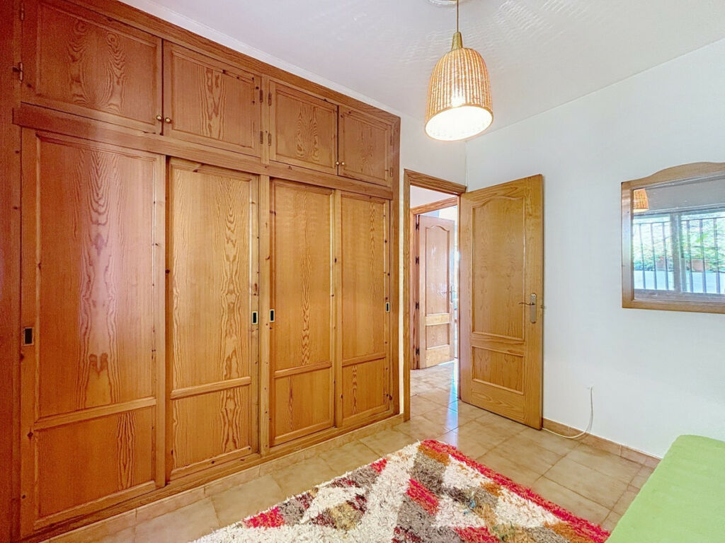 Detached Villa Alcaucín Málaga - image 17