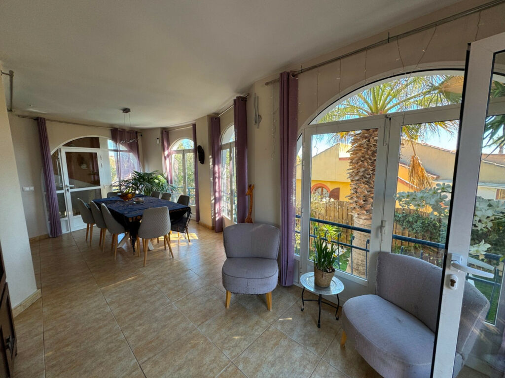 Detached Villa La Zenia Alicante - image 17