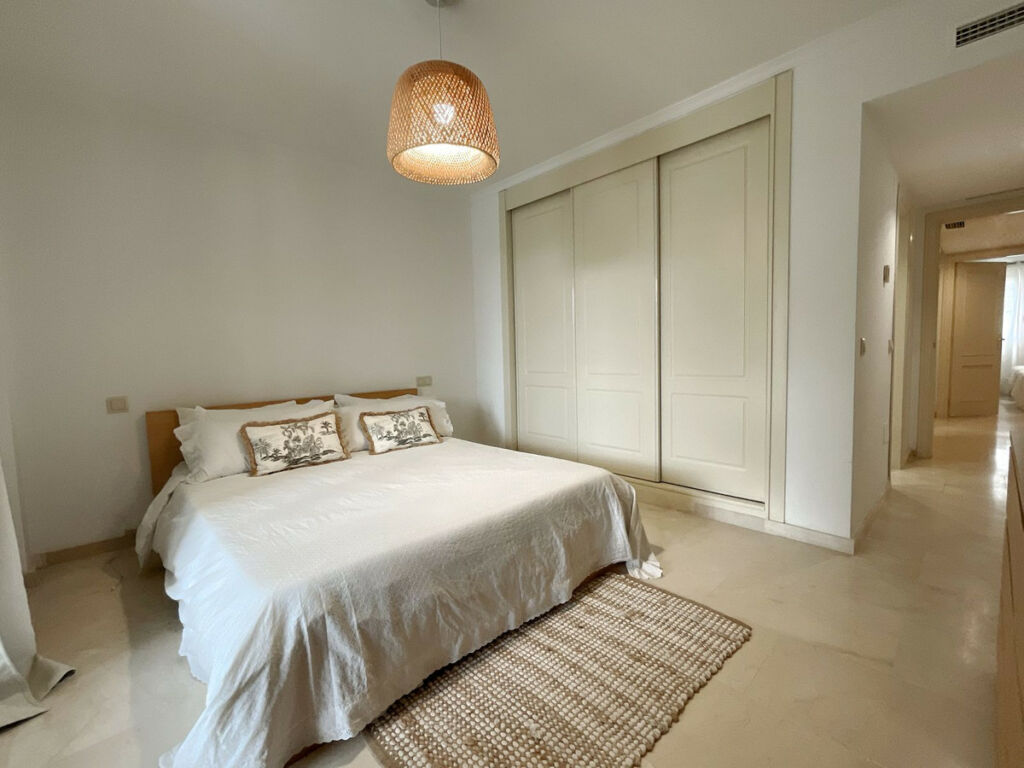 Middle Floor Apartment Sotogrande Marina Cádiz - image 17