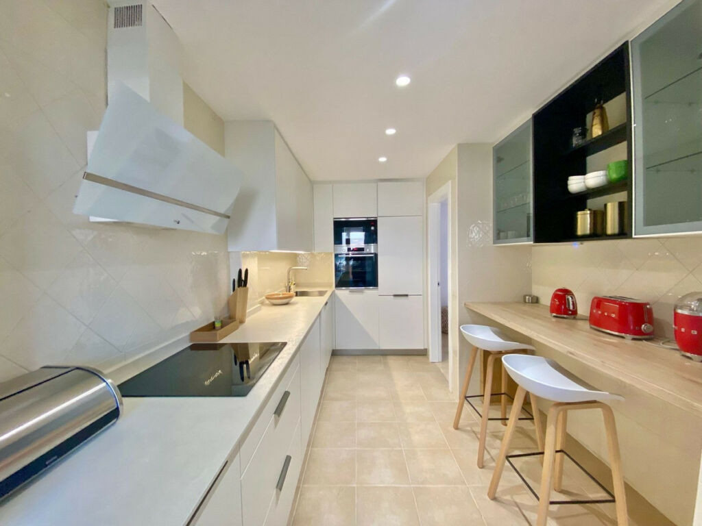 Middle Floor Apartment Marbella Málaga - image 17