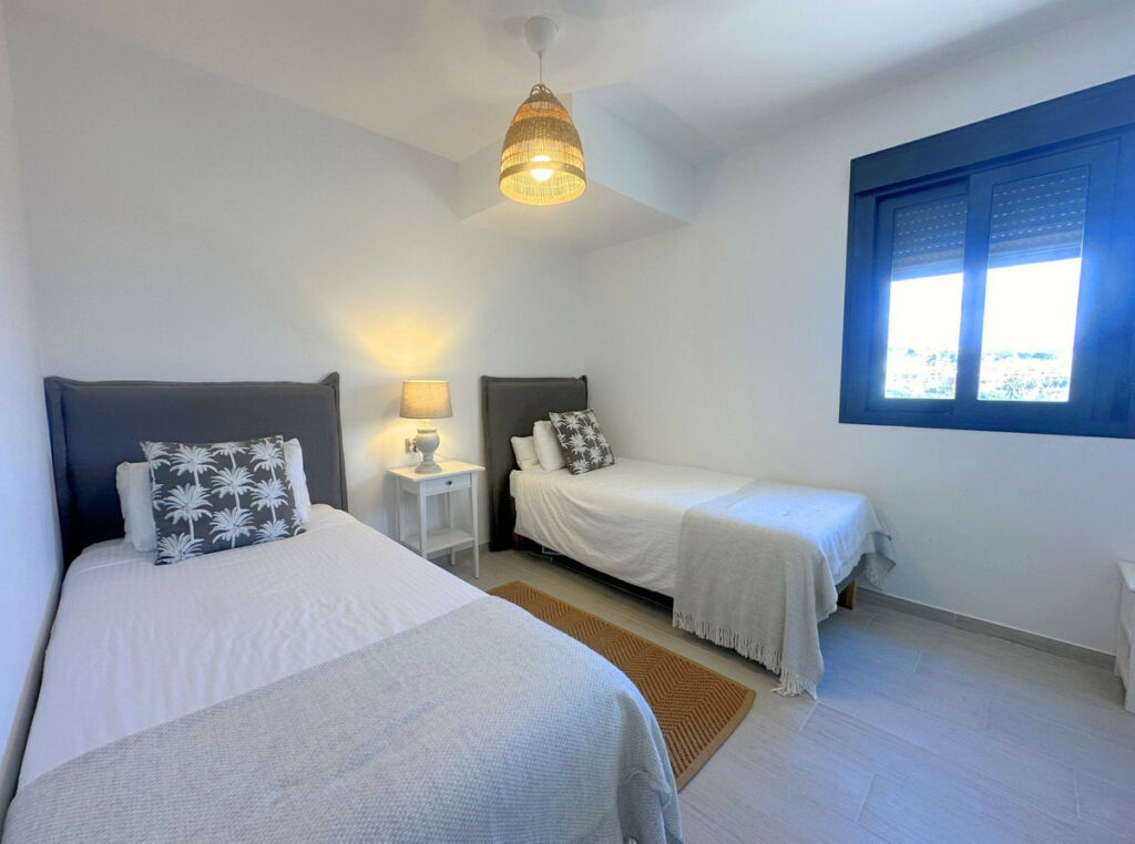 Penthouse Estepona Málaga - image 19