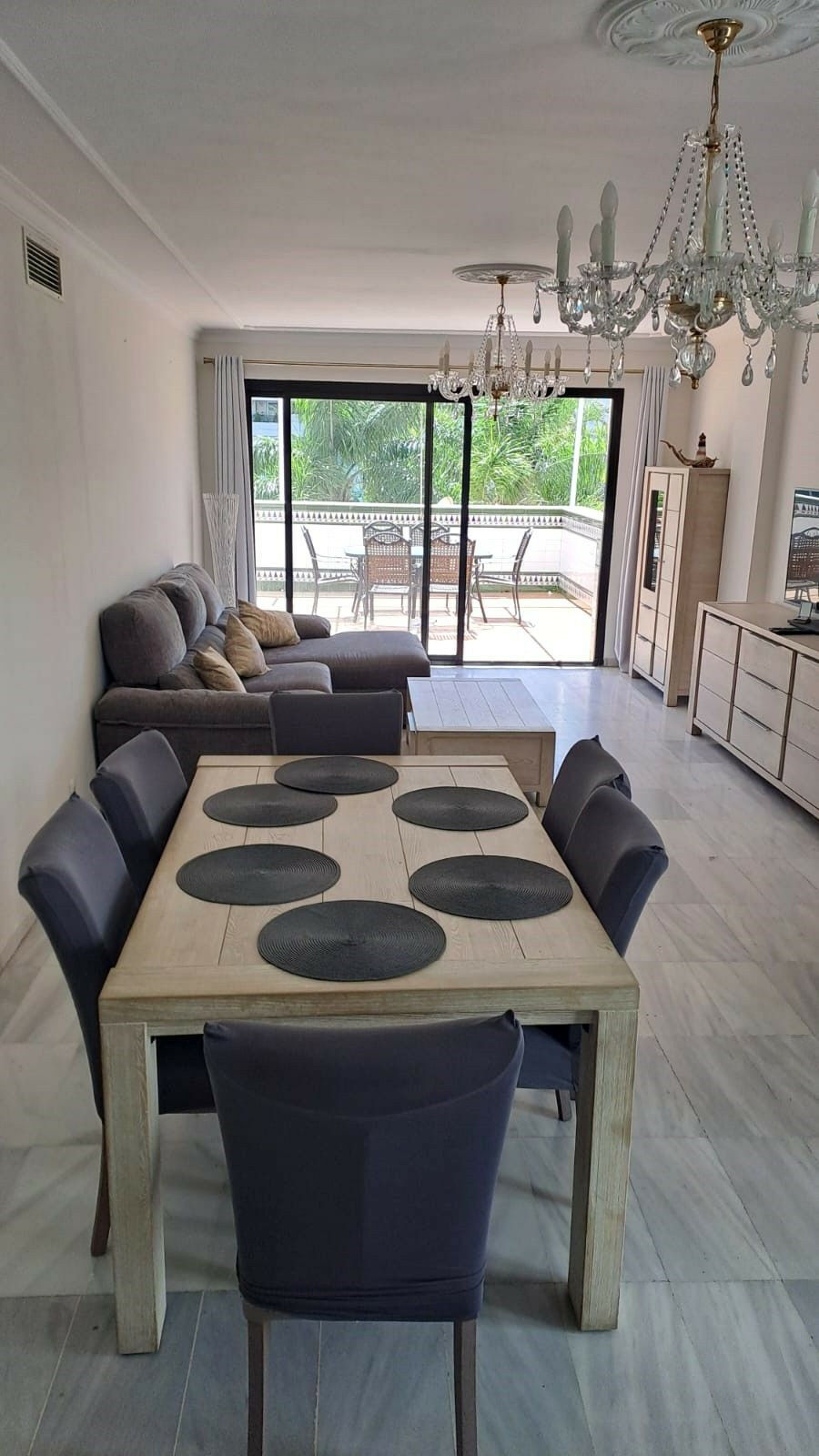 Middle Floor Apartment Puerto Banús Málaga - image 17